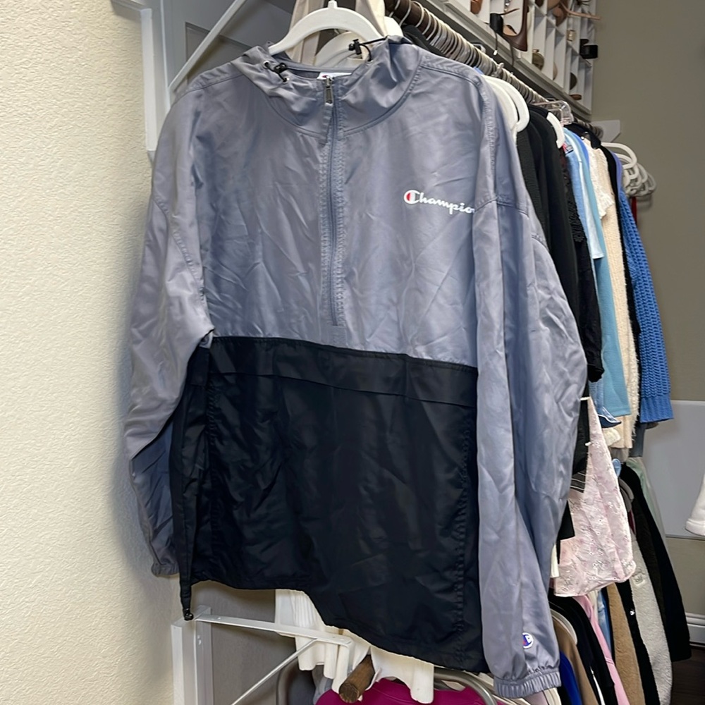 CLOSET CLEAROUT: Mens Champion Rain Jacket Sz XXL